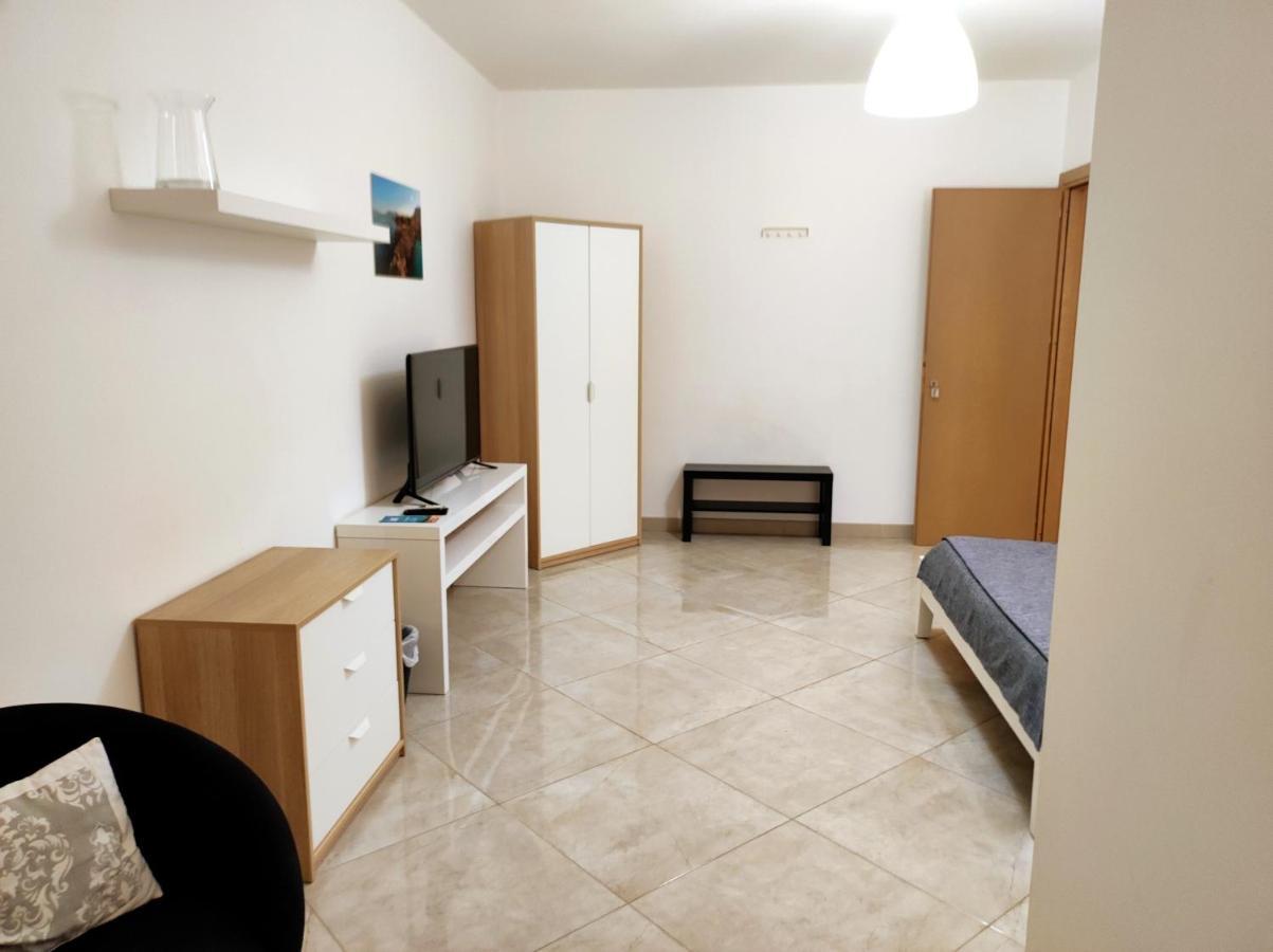 B&B Flavilla Санта Флавия Екстериор снимка