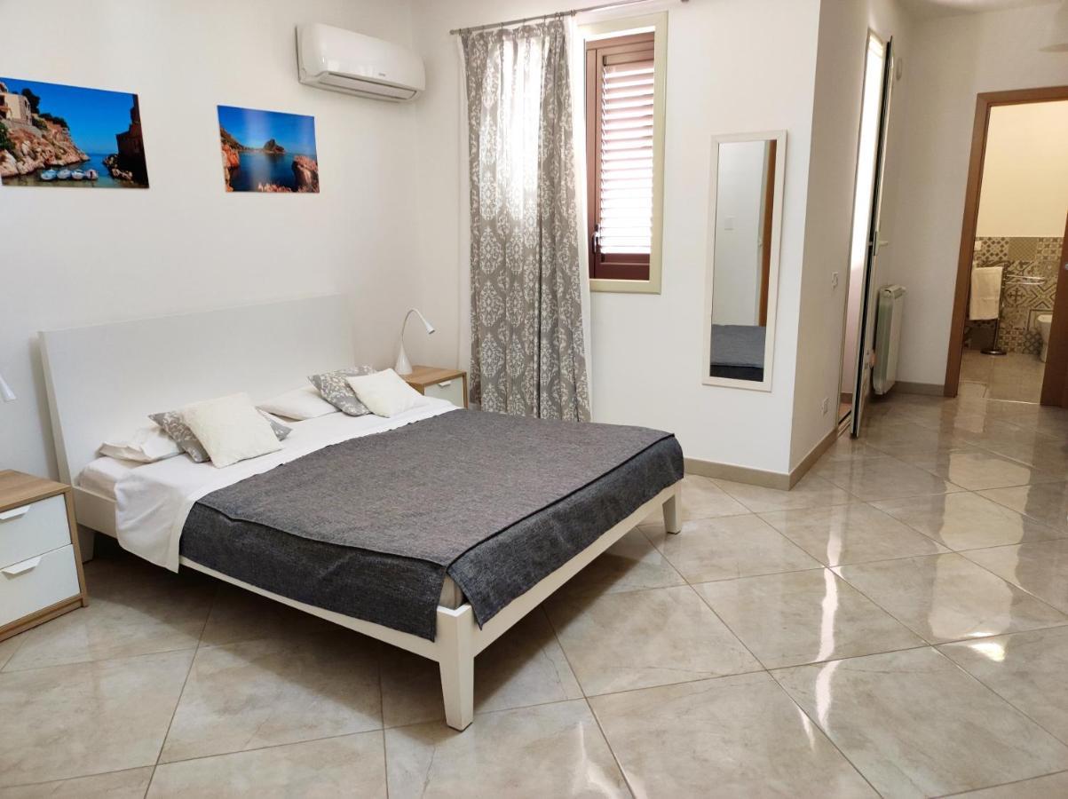 B&B Flavilla Санта Флавия Екстериор снимка