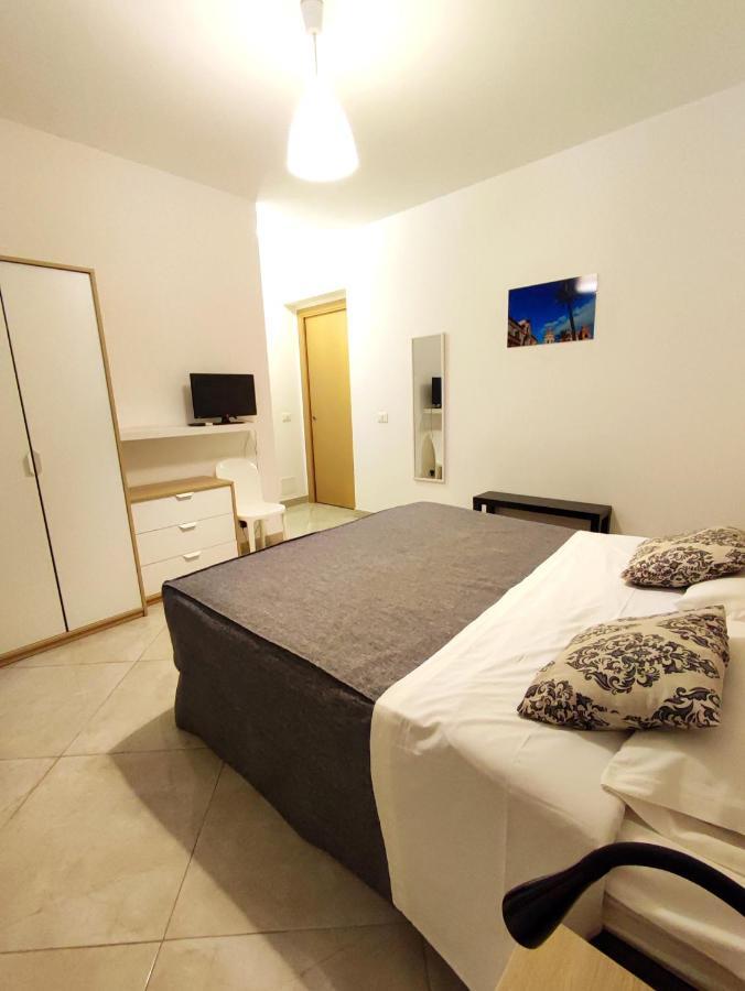 B&B Flavilla Санта Флавия Екстериор снимка
