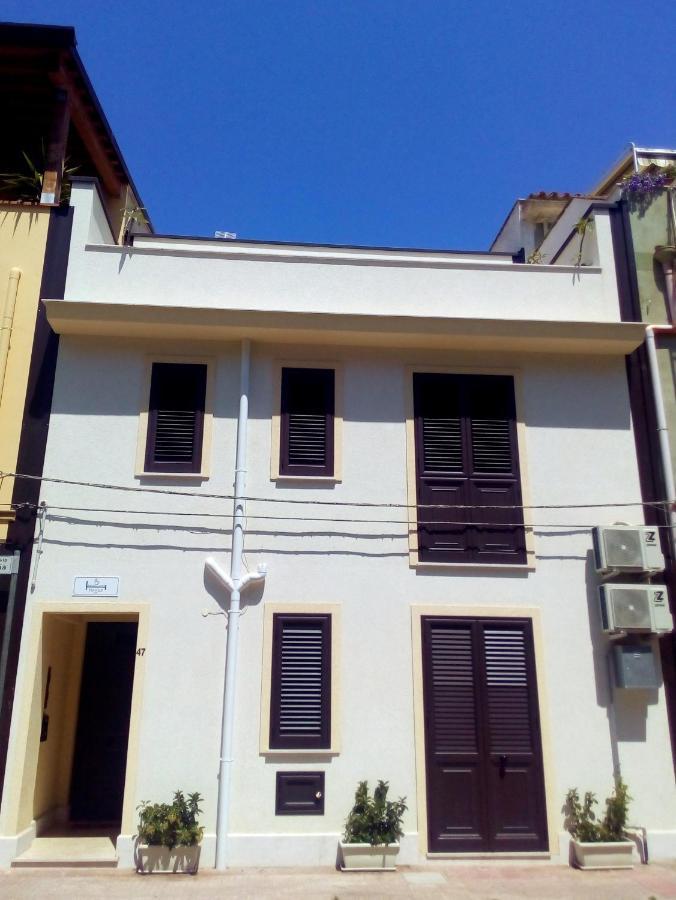 B&B Flavilla Санта Флавия Екстериор снимка