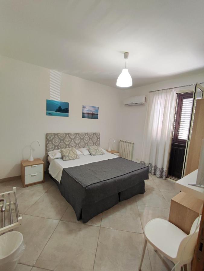 B&B Flavilla Санта Флавия Екстериор снимка